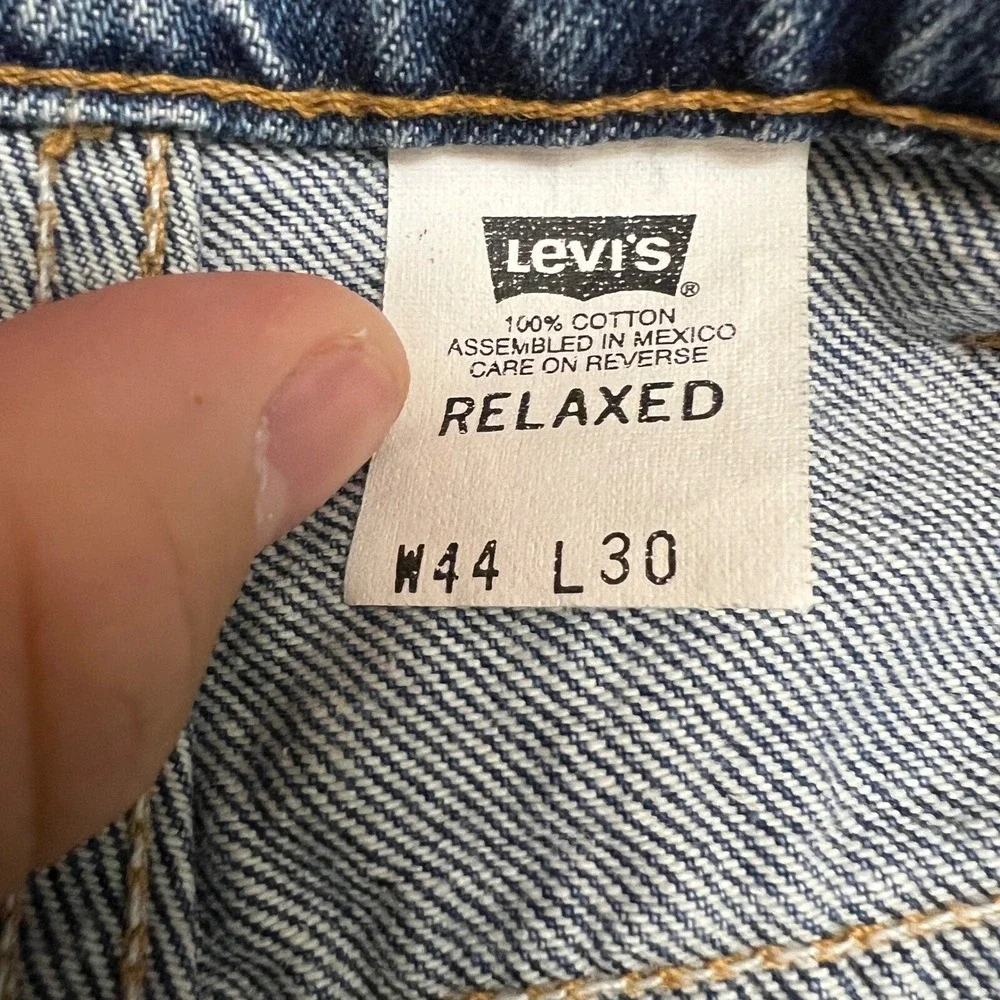 Levi 540 Jeans Mens 44x30 Blue Excellent Relaxed Fit Straight Leg Denim